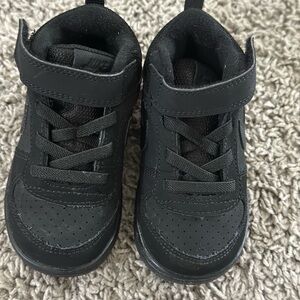 Nike Air Force Borough Mid Size 6c